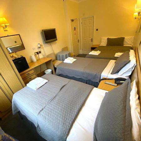 The Brompton Hotel Лондон Екстериор снимка