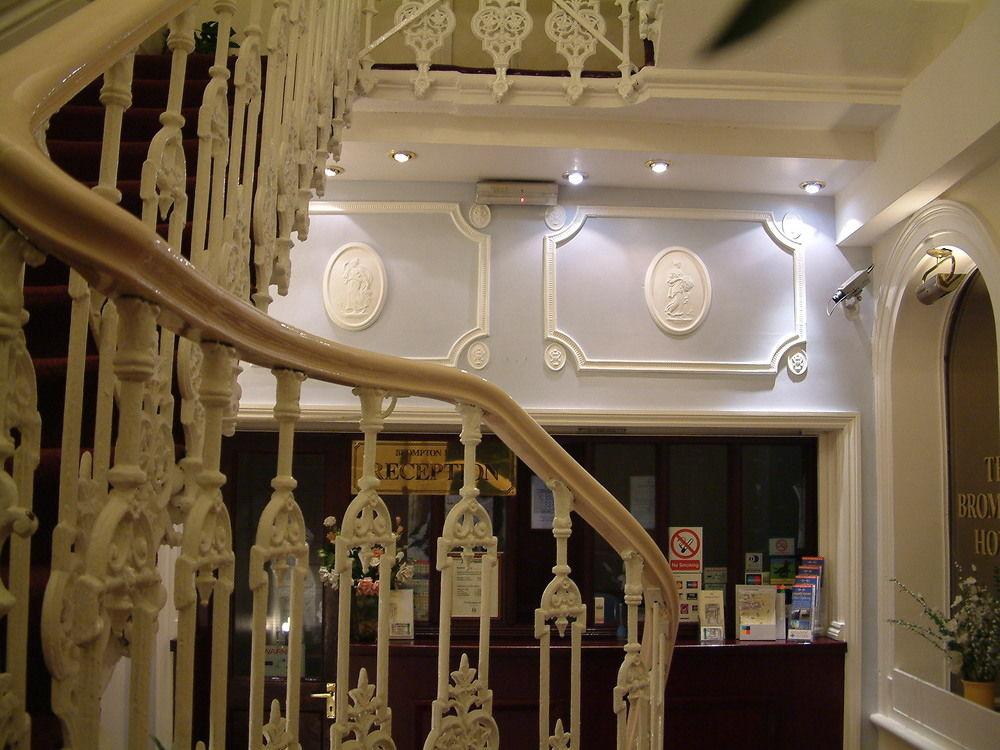 The Brompton Hotel Лондон Екстериор снимка