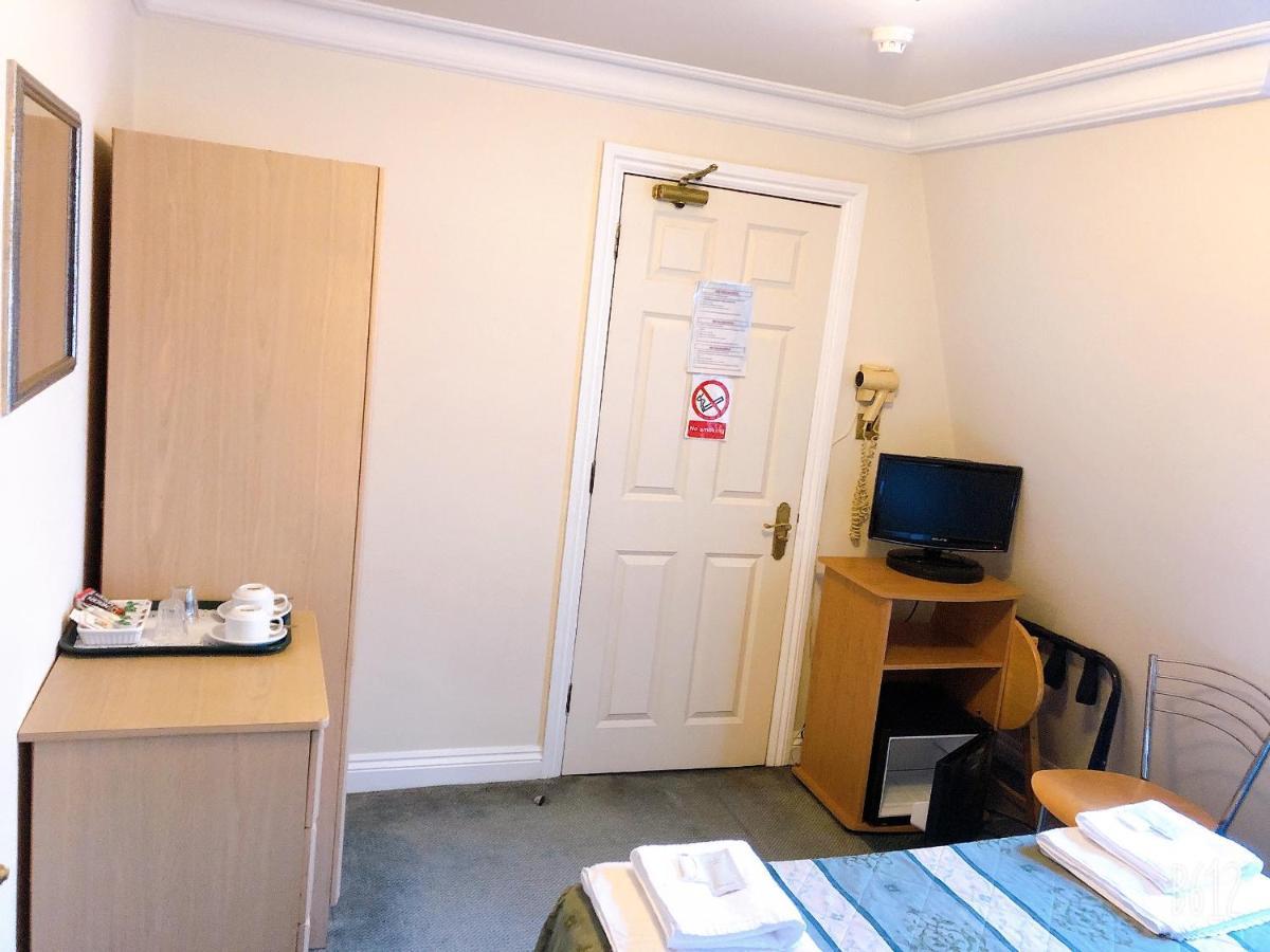 The Brompton Hotel Лондон Екстериор снимка