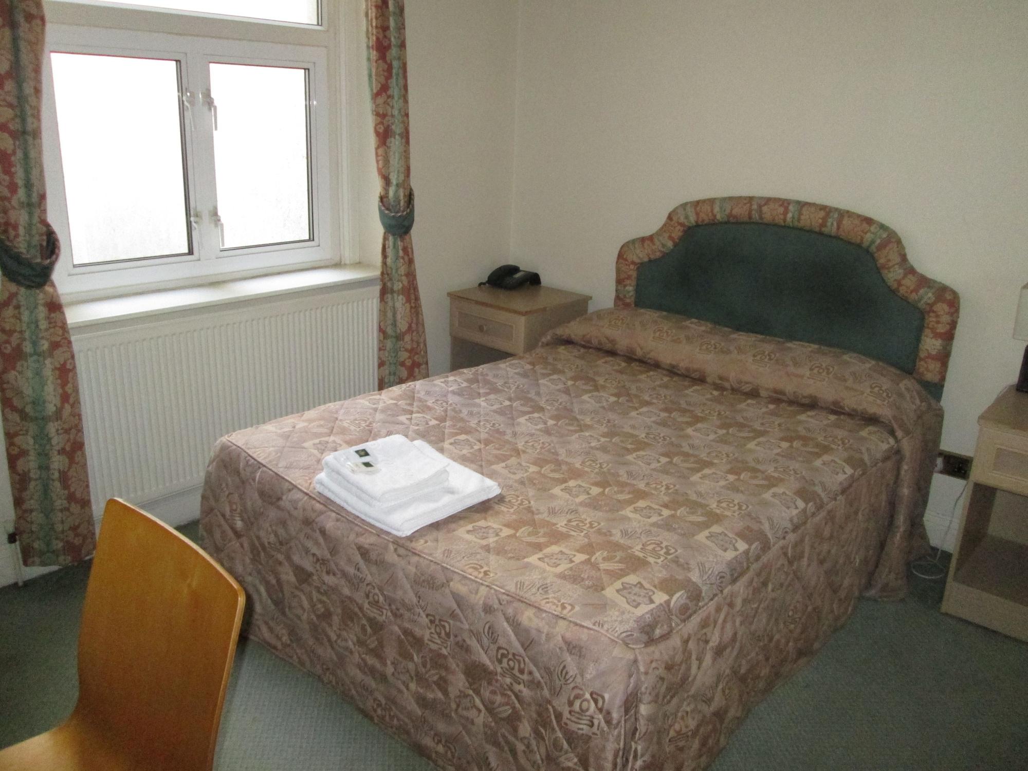 The Brompton Hotel Лондон Екстериор снимка