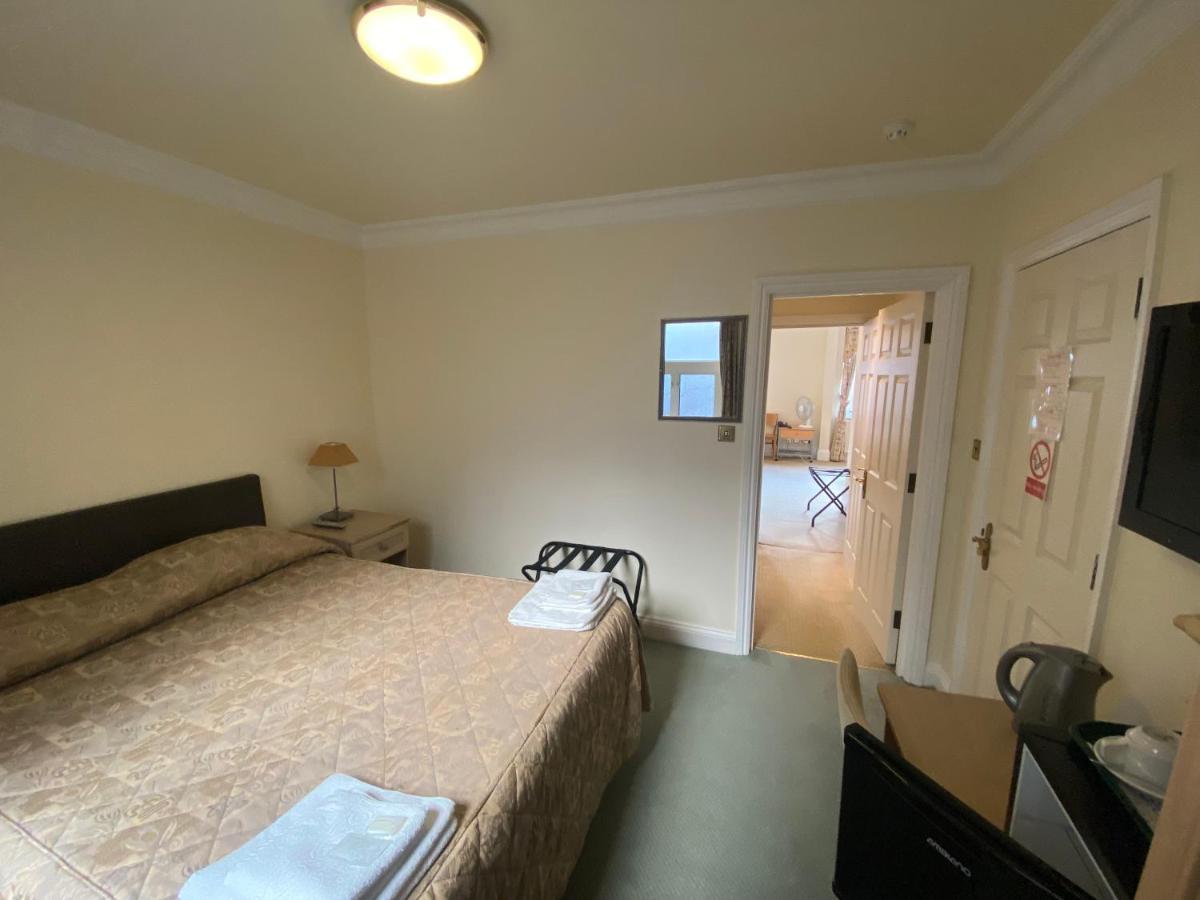The Brompton Hotel Лондон Екстериор снимка