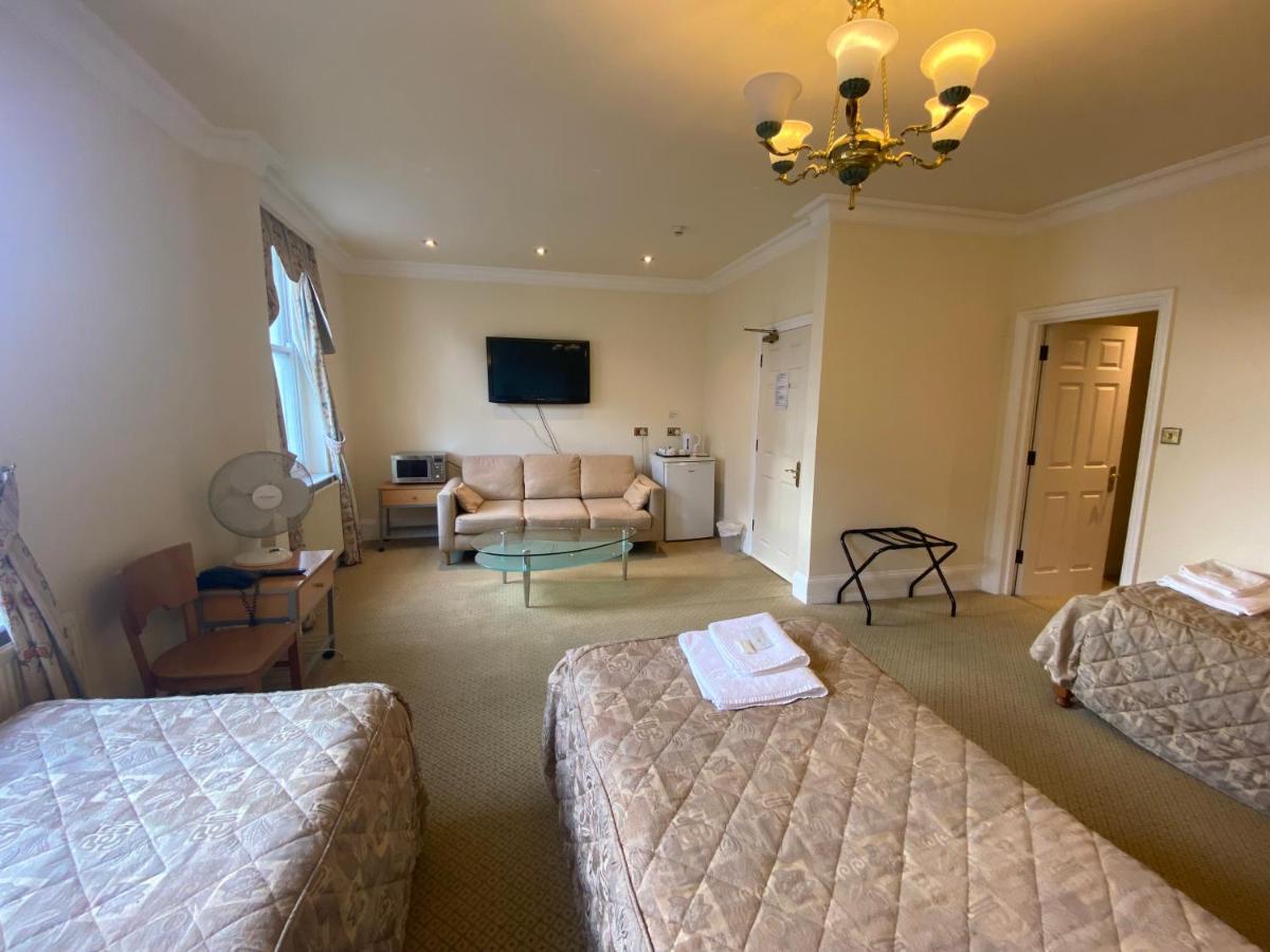 The Brompton Hotel Лондон Екстериор снимка